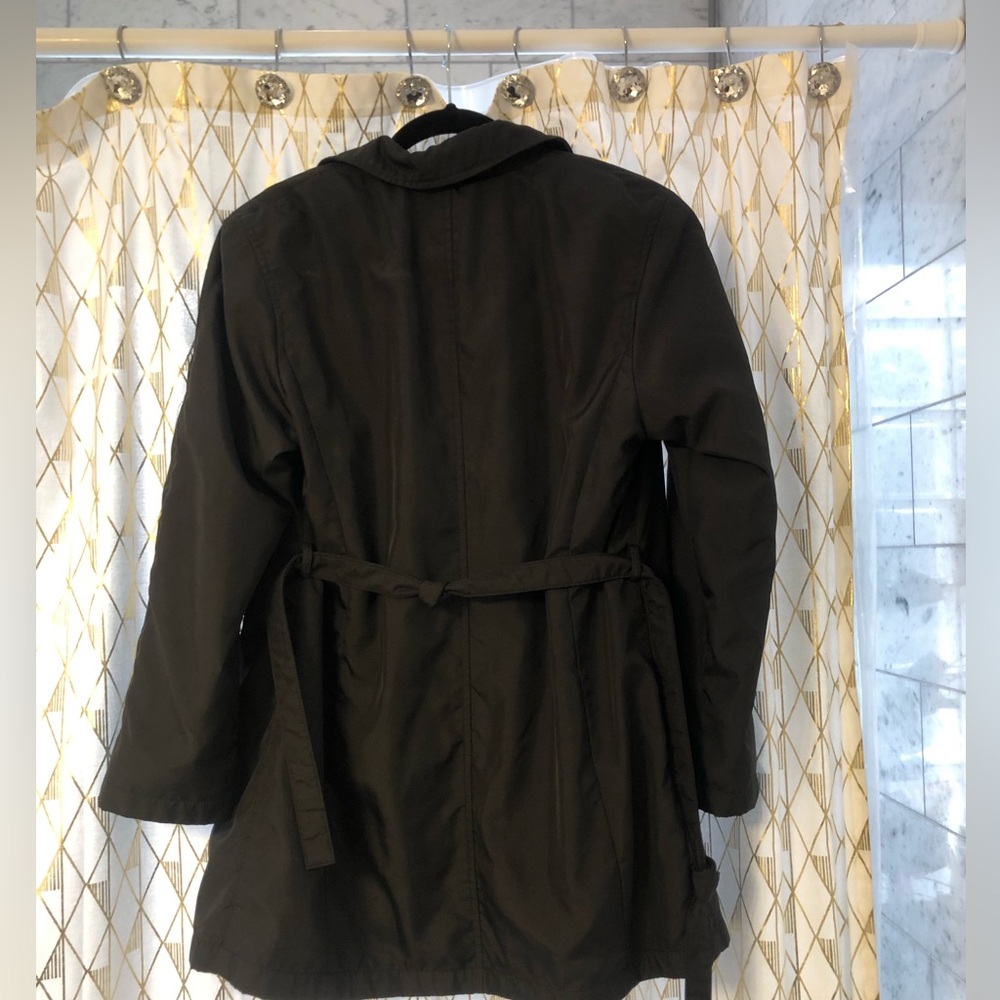 Gallery black, single breasted belted coat - sz Petite Medium - Picture 7 of 8